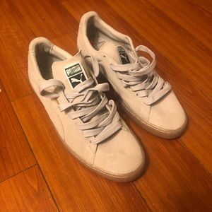 Gum sole Light gray Puma Suede